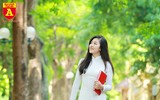 [ẢNH] Thiếu nữ thướt tha với tà áo dài trong sắc thu Hà Nội